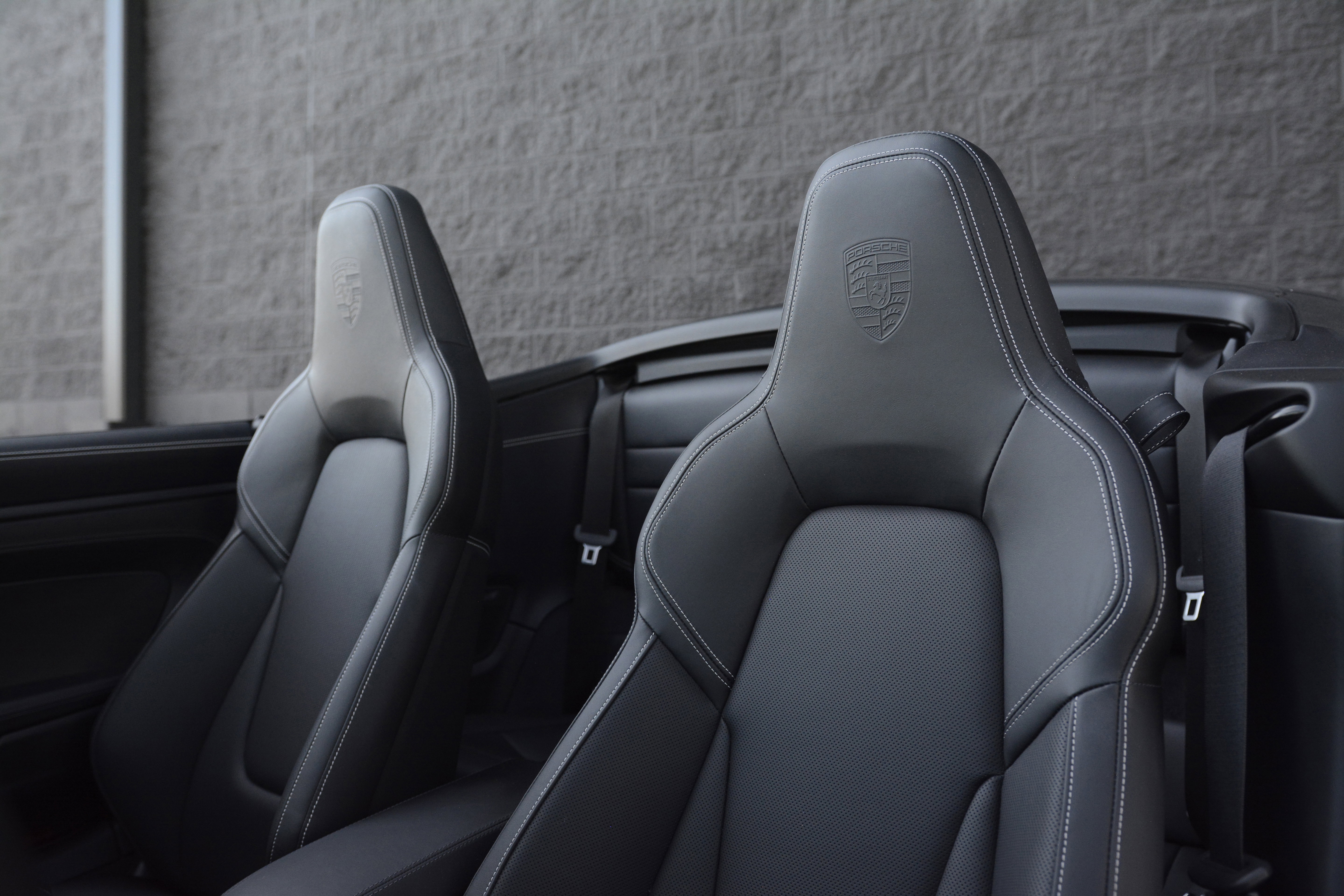 Certified 2025 Porsche 911 Carrera GTS image 5