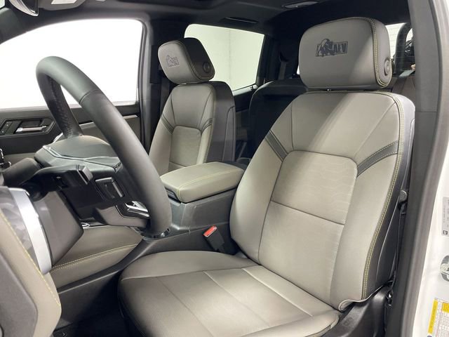 Used 2024 Chevrolet Colorado ZR2 w/ ZR2 Bison Edition AWD/4WD image 11