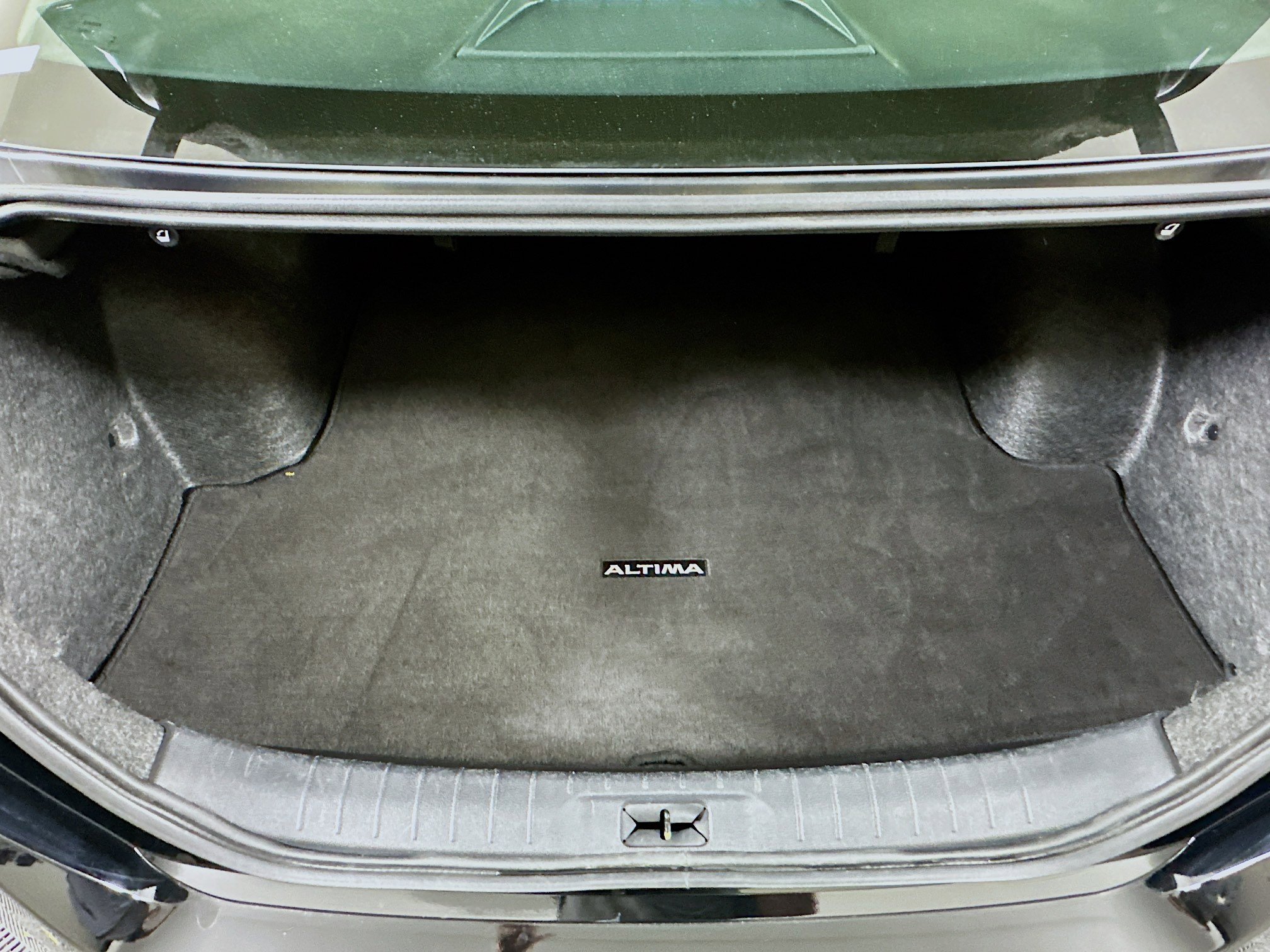 Used 2025 Nissan Altima 2.5 SV image 27