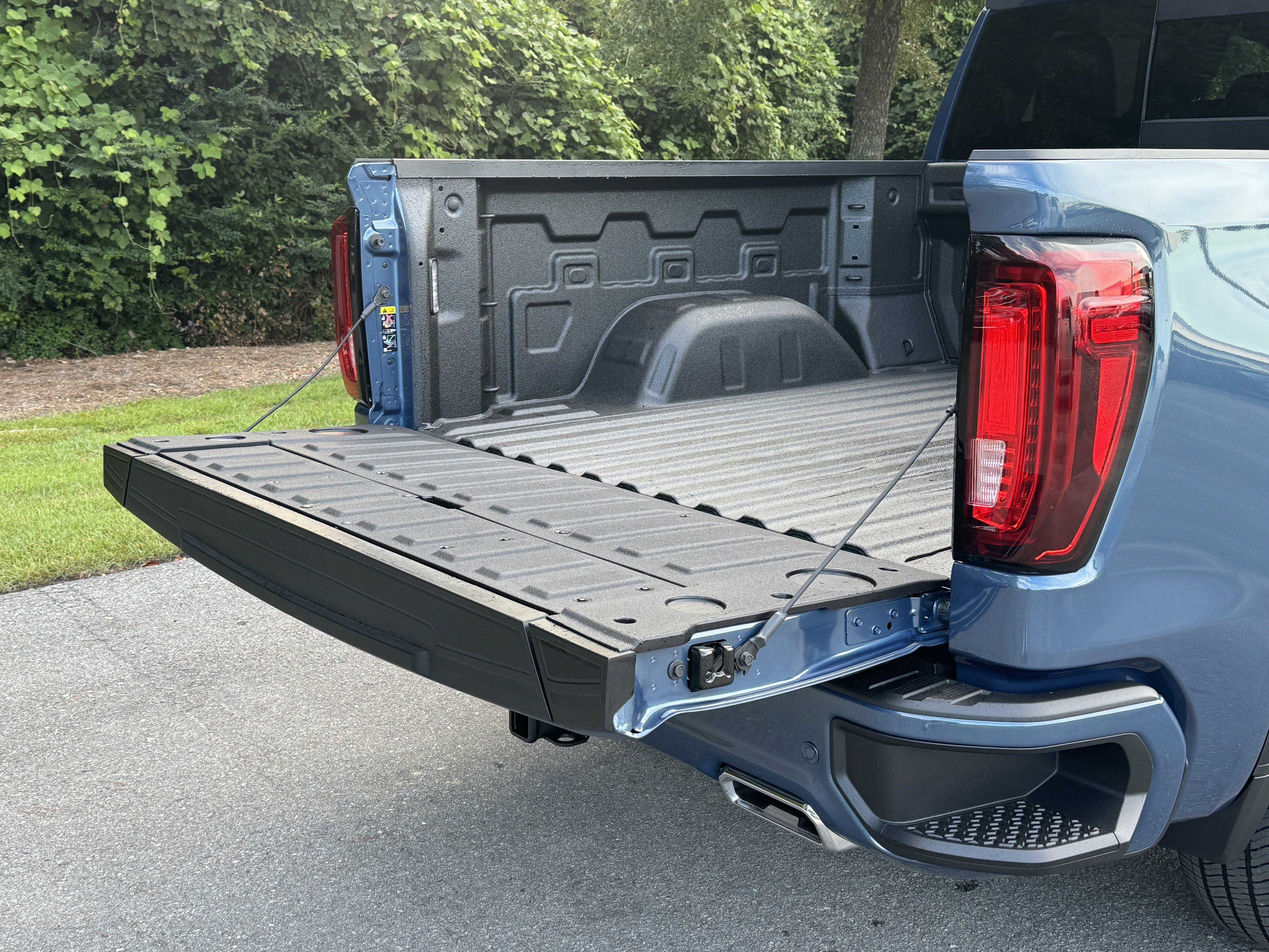New 2026 GMC Sierra 1500 Denali w/ Denali Reserve Package image 9