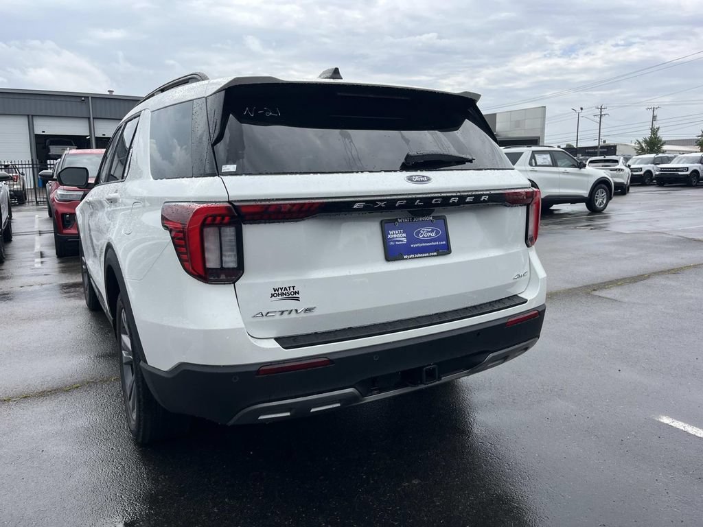 New 2026 Ford Explorer Active w/ Active Comfort Package AWD/4WD image 6