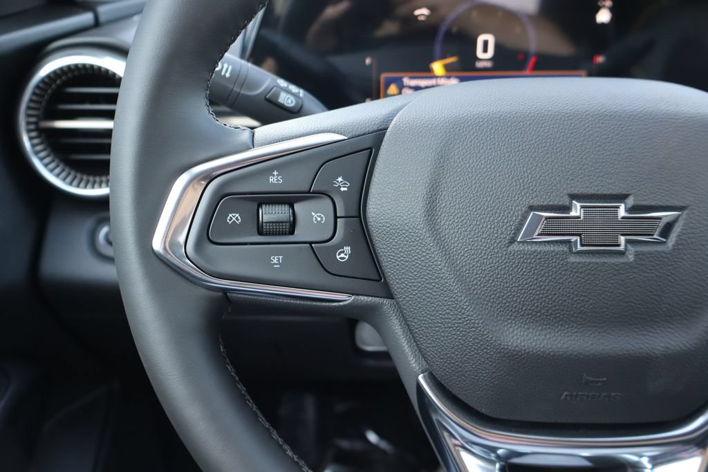 New 2026 Chevrolet Trax ACTIV w/ Sunroof Package FWD image 8