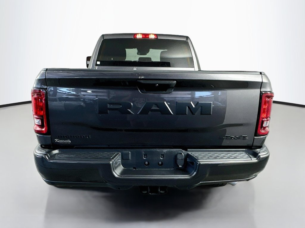 Used 2025 RAM 2500 Big Horn AWD/4WD image 36