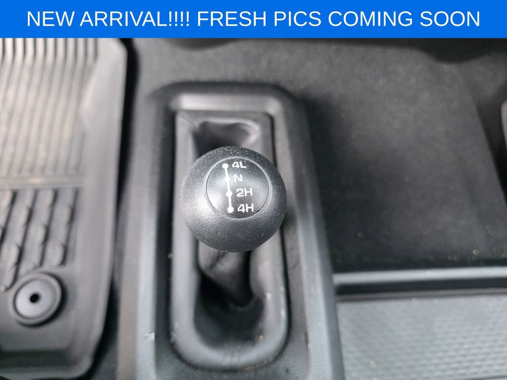 Used 2024 RAM 2500 Tradesman w/ Chrome Appearance Group image 12