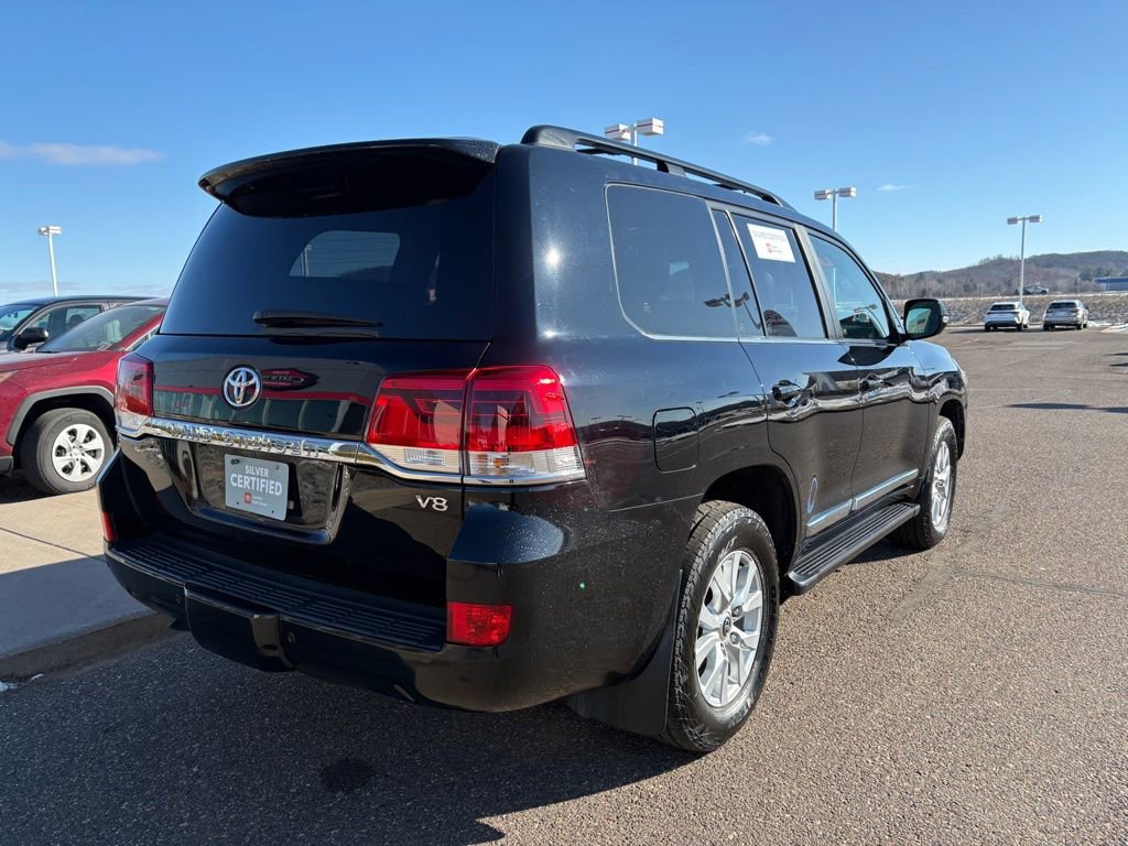 Certified 2016 Toyota Land Cruiser AWD/4WD image 3