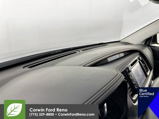 Used 2019 Toyota Highlander XLE AWD/4WD image 11