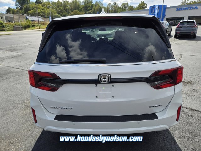 New 2027 Honda Odyssey Touring image 5