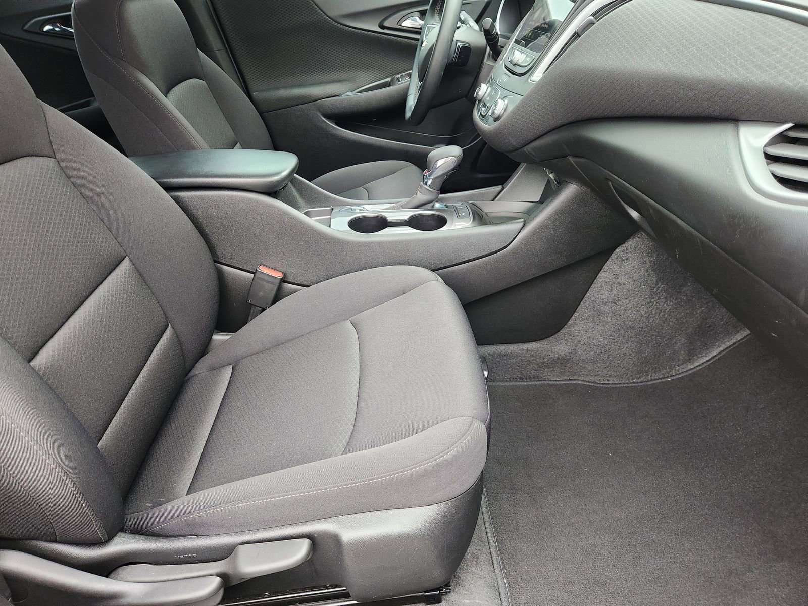 Used 2024 Chevrolet Malibu RS image 17