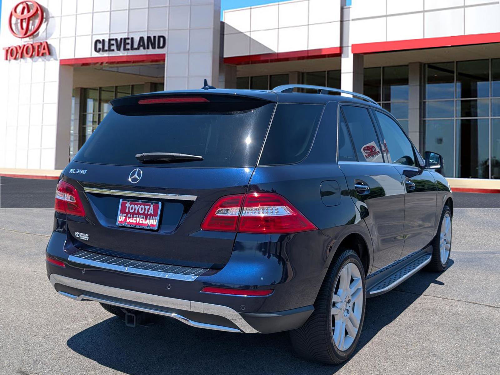 Used 2015 Mercedes-Benz ML 350 2WD image 7
