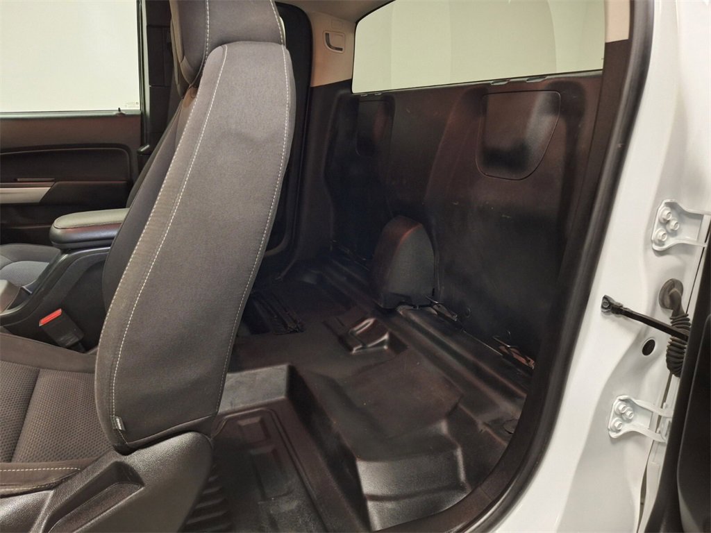 Used 2022 Chevrolet Colorado LT w/ Fleet Safety Package image 13