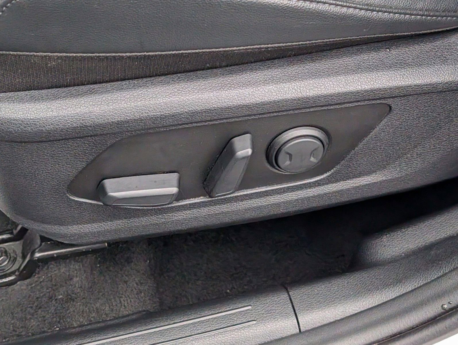 Used 2024 Kia Sportage SX image 21