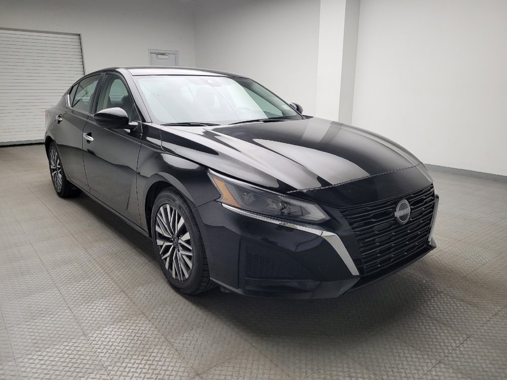 Used 2023 Nissan Altima 2.5 SV image 13