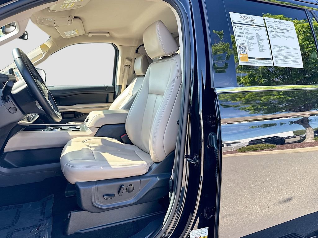 Used 2024 Ford Expedition XLT image 23