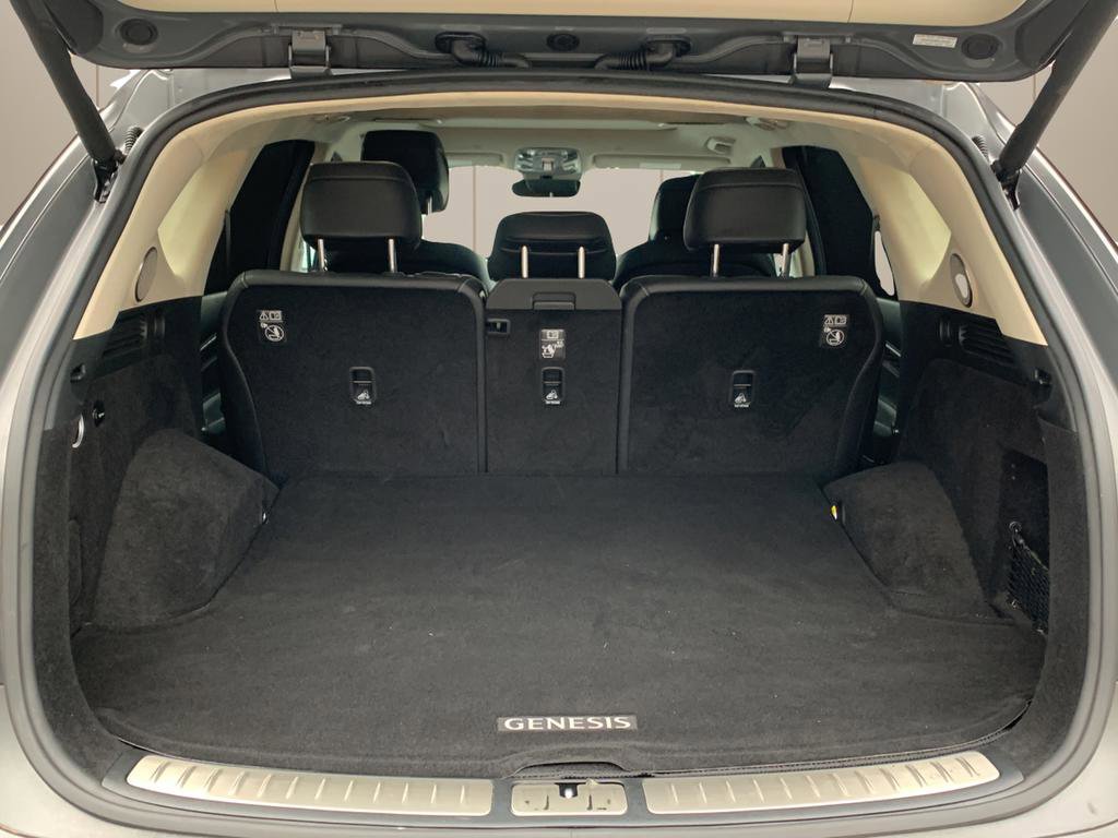 Certified 2023 Genesis GV80 3.5T w/ Winter Weather Package image 14