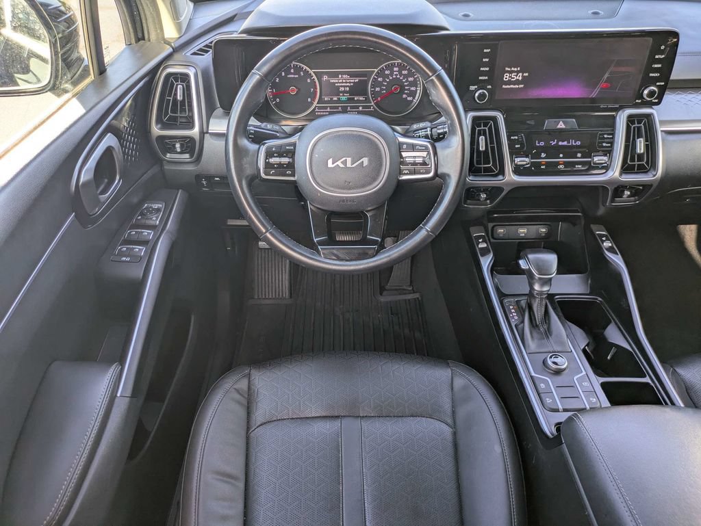 Used 2022 Kia Sorento S FWD image 17