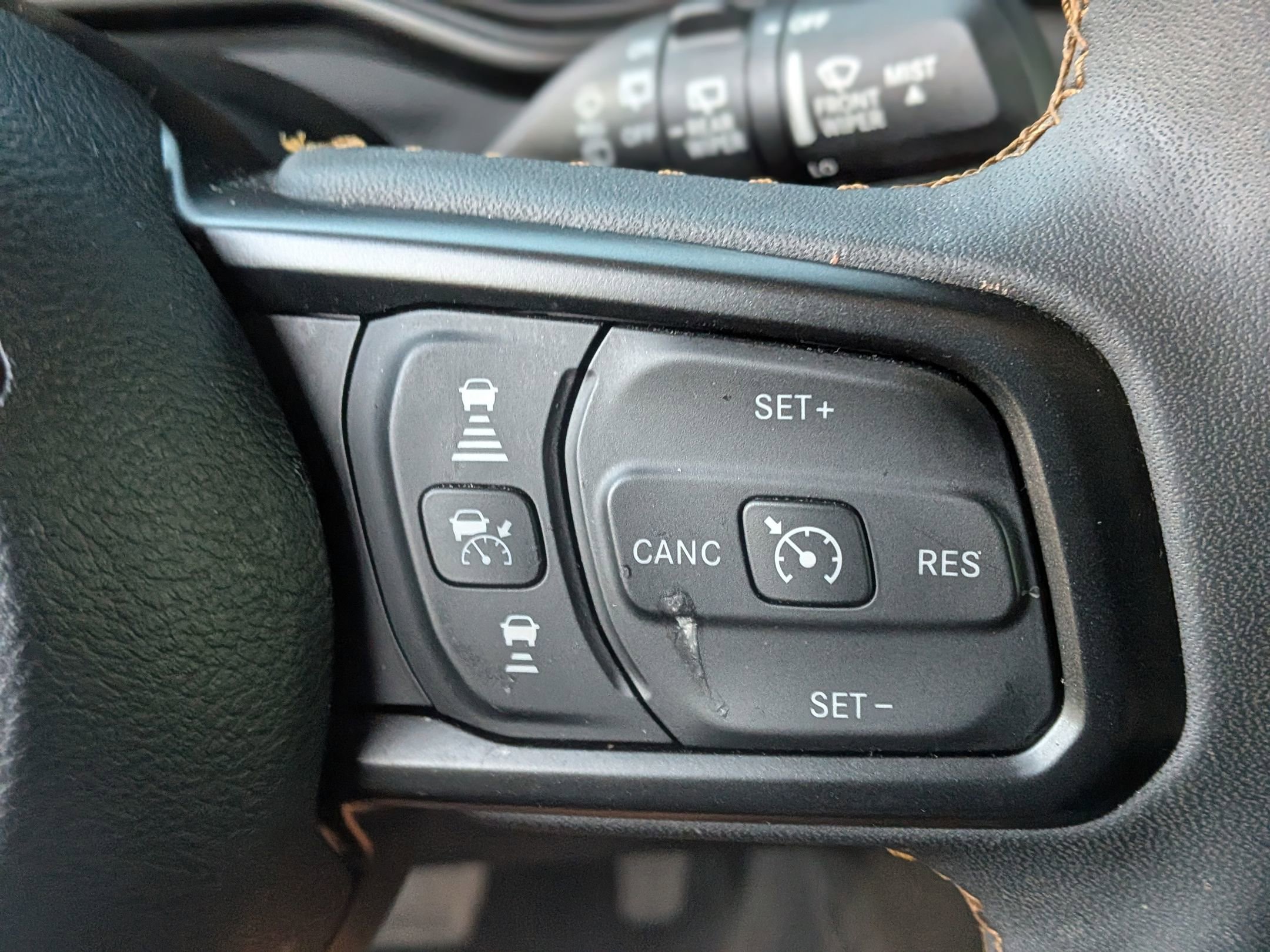 Used 2024 Jeep Wrangler Unlimited w/ Convenience Group AWD/4WD image 23
