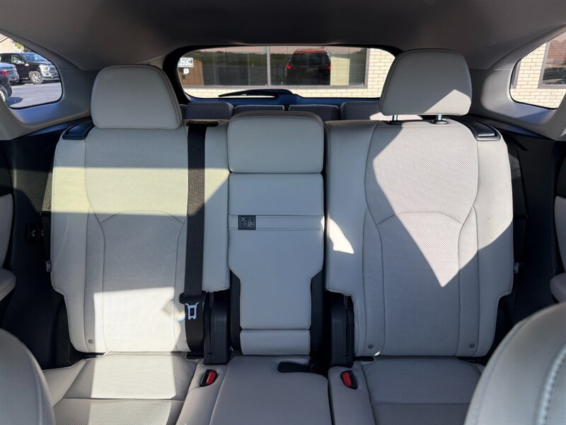 Used 2020 Lexus RX 350L FWD w/ Premium Package image 22