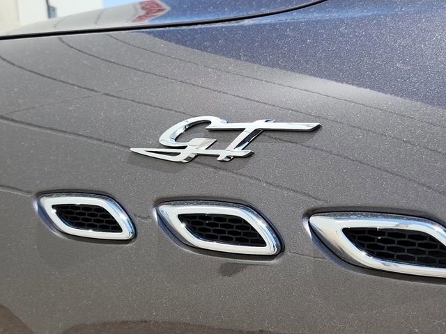 New 2023 Maserati Levante GT image 12
