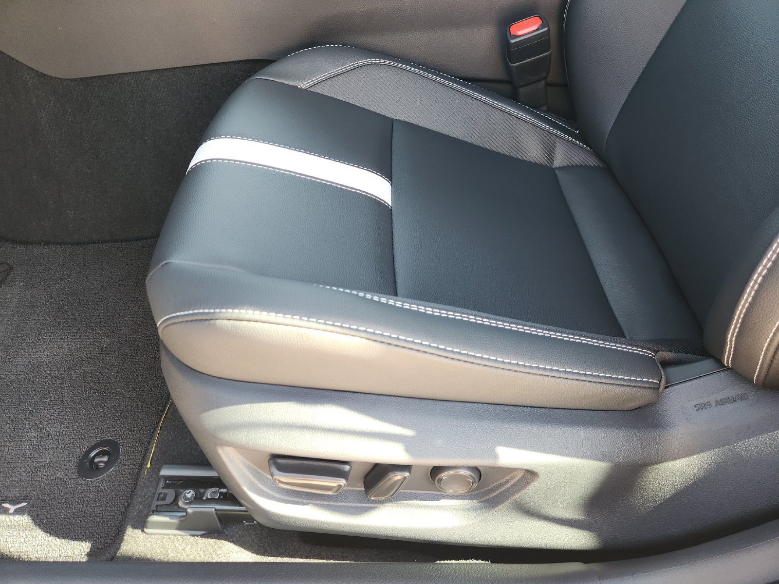 New 2026 Toyota Camry SE w/ Convenience Package FWD image 23