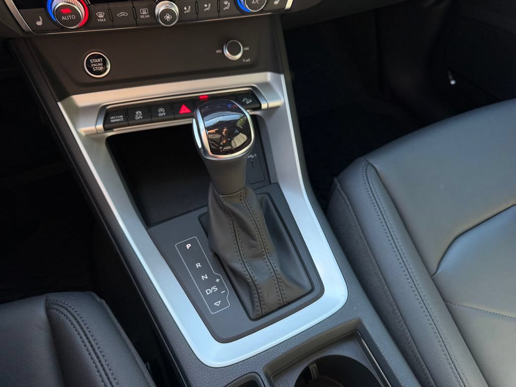 Used 2022 Audi Q3 2.0T Premium Plus AWD/4WD image 23