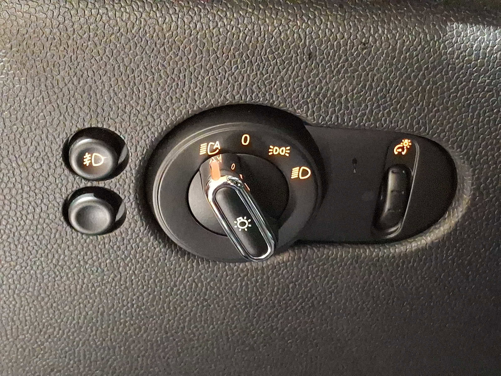 Used 2021 MINI Cooper S w/ Coral Red Edition image 21