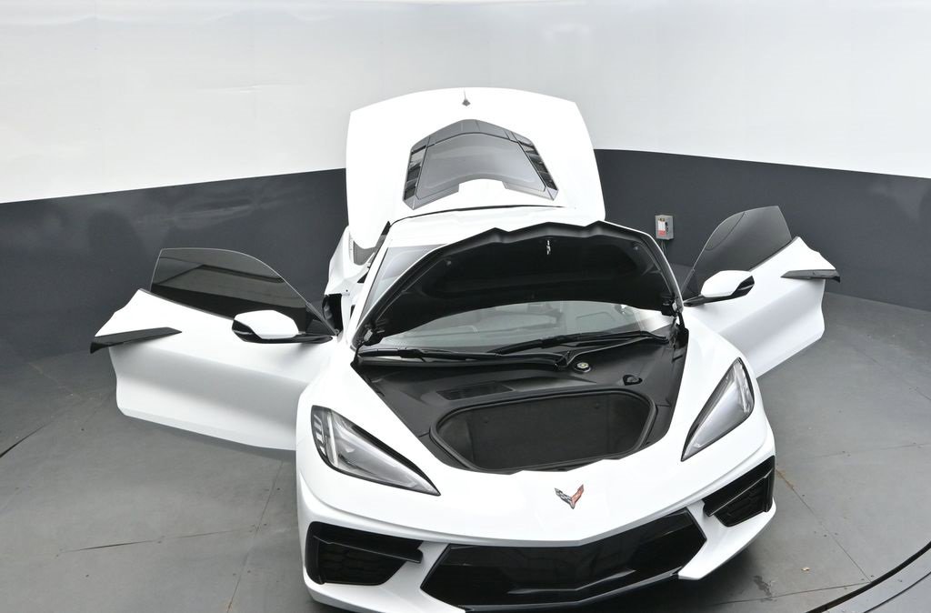 Used 2025 Chevrolet Corvette Stingray Coupe w/ 1LT image 48