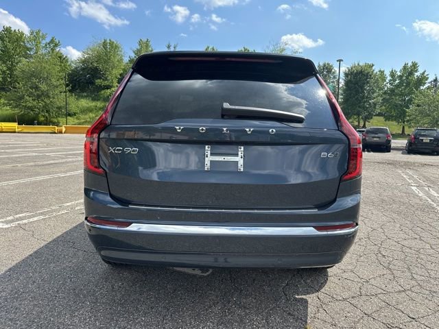 New 2026 Volvo XC90 B6 Plus w/ Protection Package Premier image 6