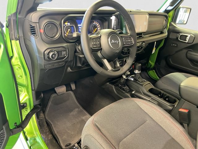 New 2026 Jeep Wrangler Rubicon w/ Xtreme 35 Tire Package AWD/4WD image 11