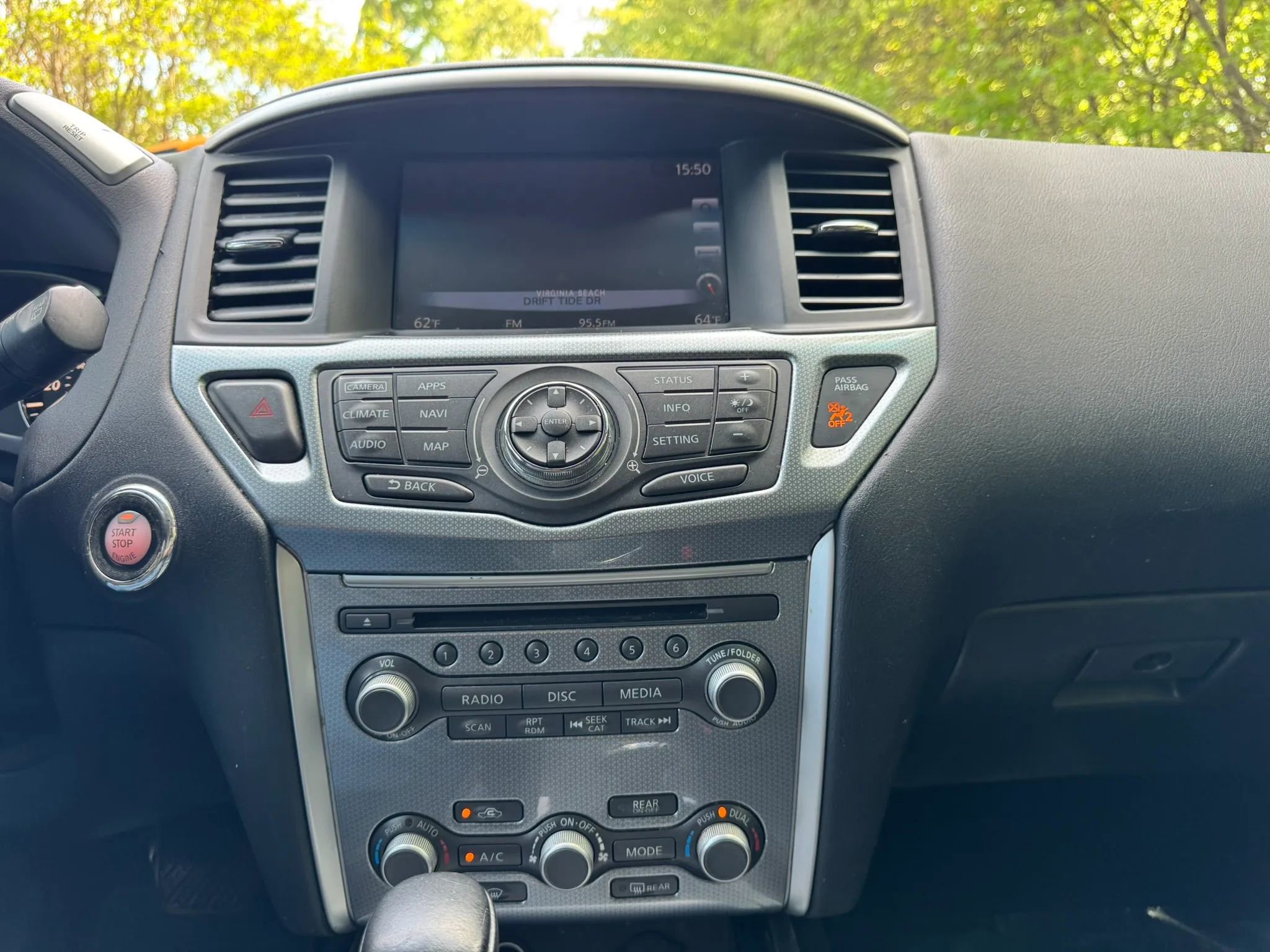 Used 2017 Nissan Pathfinder SL w/ SL Tech Package image 17