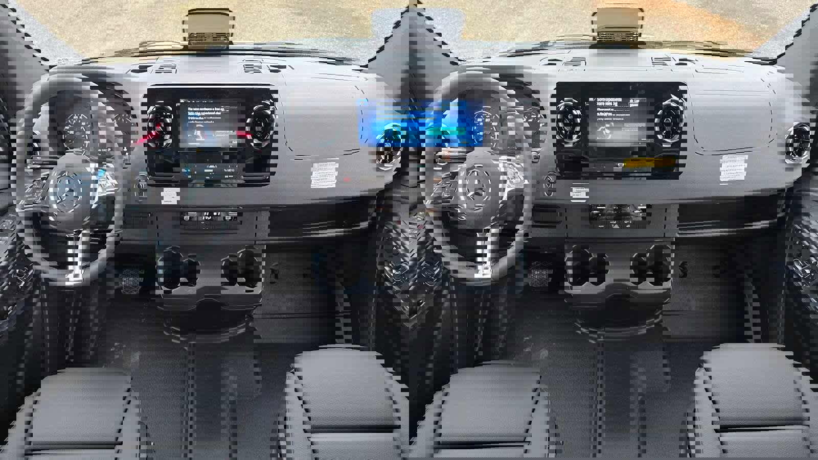 Used 2026 Mercedes-Benz Sprinter 2500 image 18