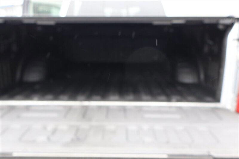 Used 2020 Ford F350 Lariat w/ Tremor Off-Road Package image 15