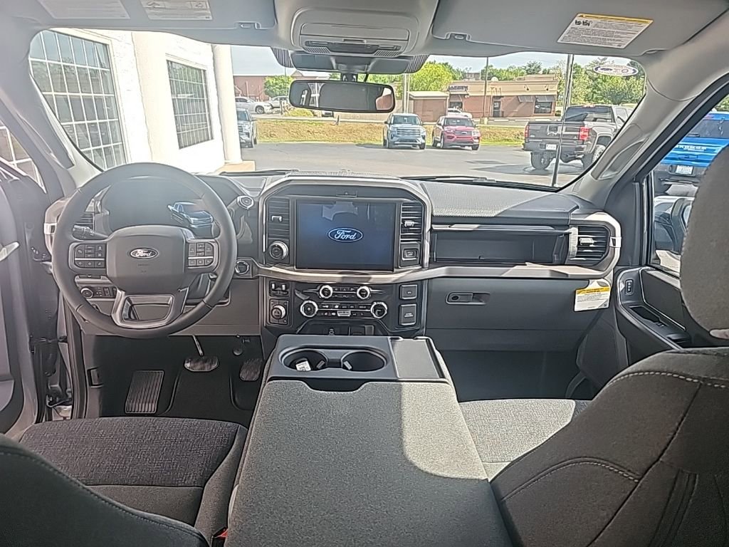 New 2026 Ford F150 XLT w/ Equipment Group 302A MID AWD/4WD image 12