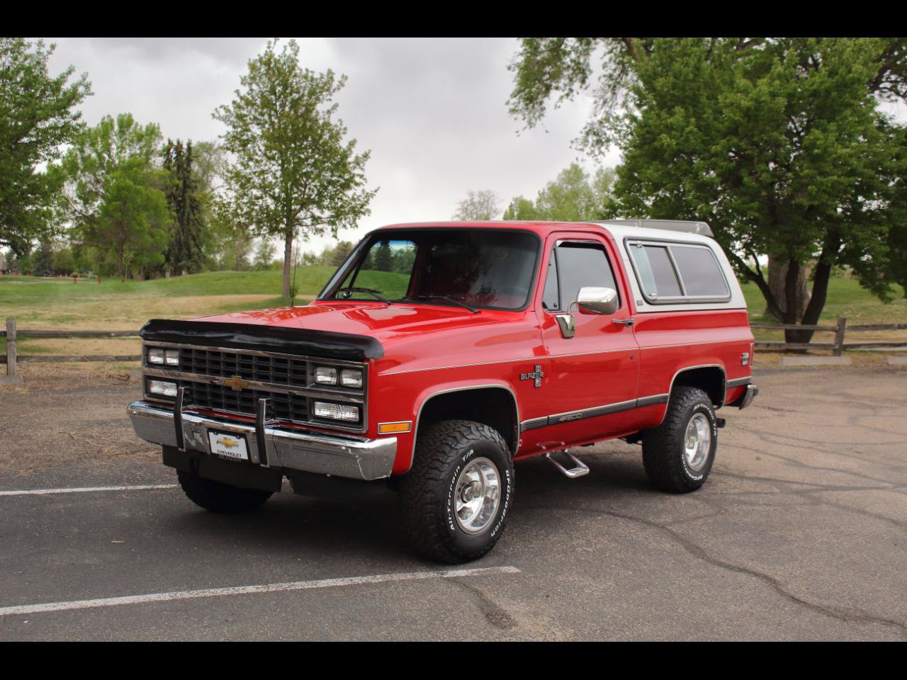 Used 1991 Chevrolet Blazer 4WD image 1