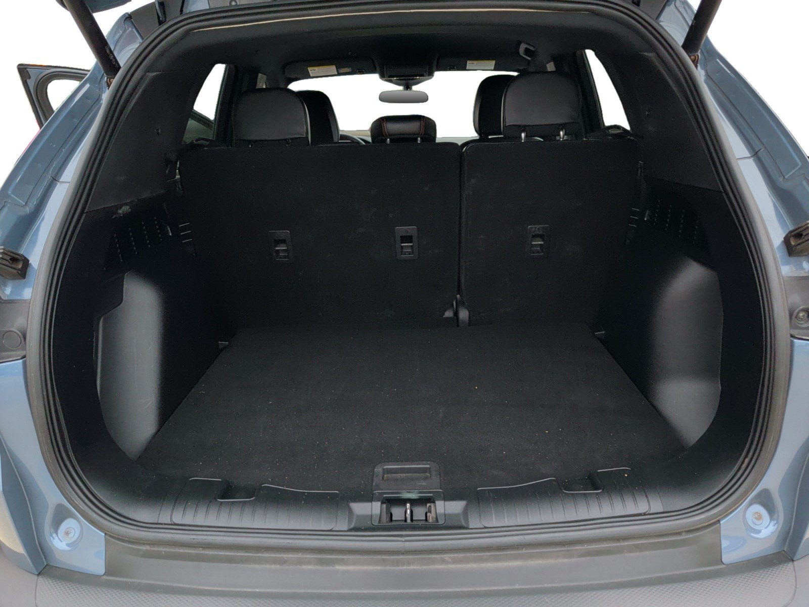 Certified 2025 Ford Escape ST-Line Select AWD/4WD image 23