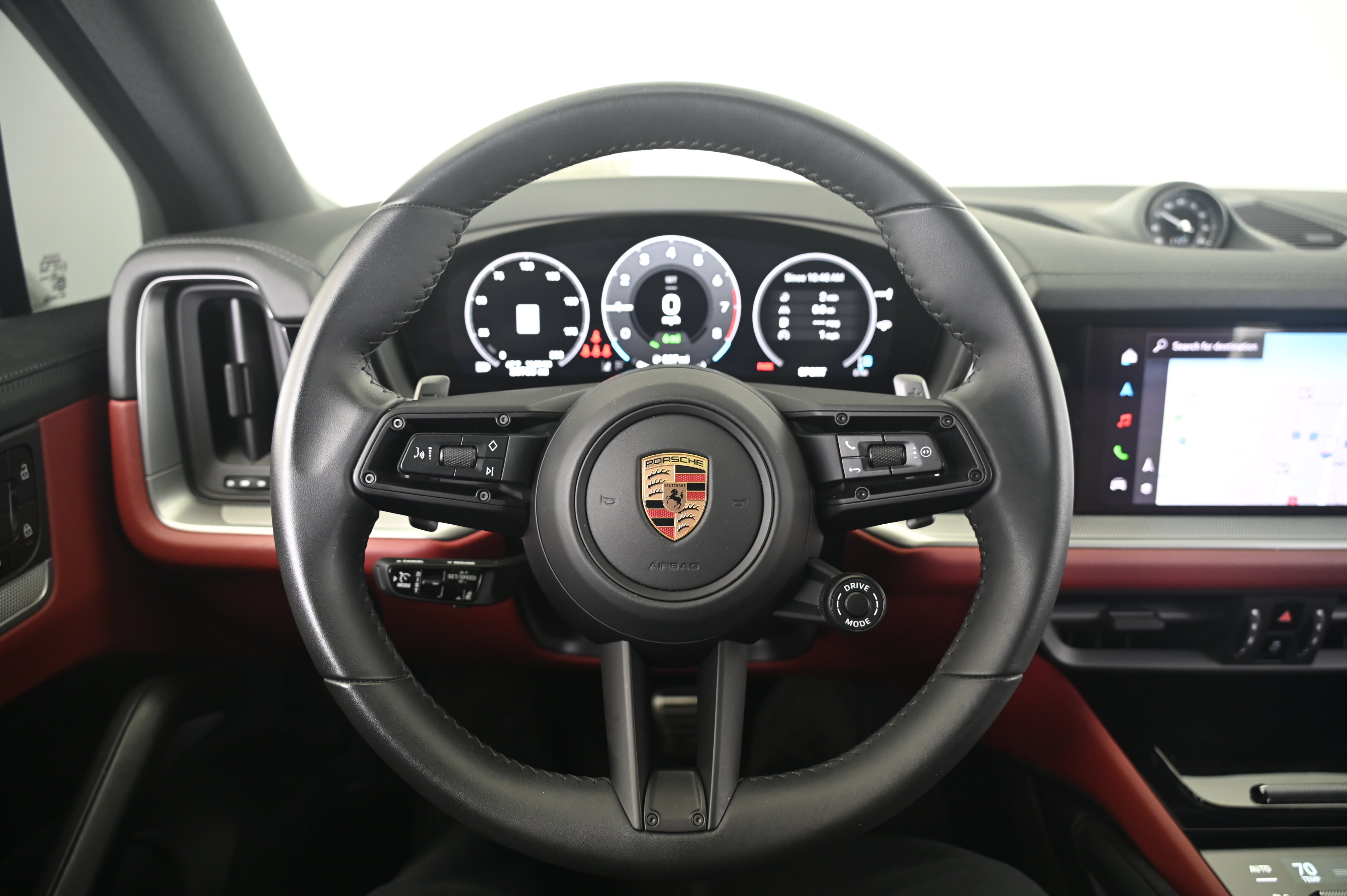 Certified 2025 Porsche Cayenne S AWD/4WD image 35