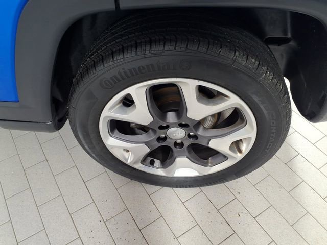 Used 2020 Jeep Compass Limited image 8