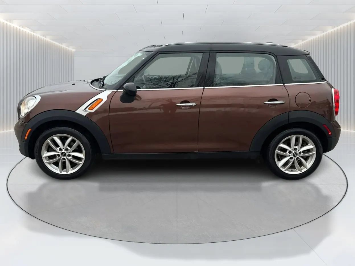 Used 2013 MINI Cooper Countryman FWD image 9