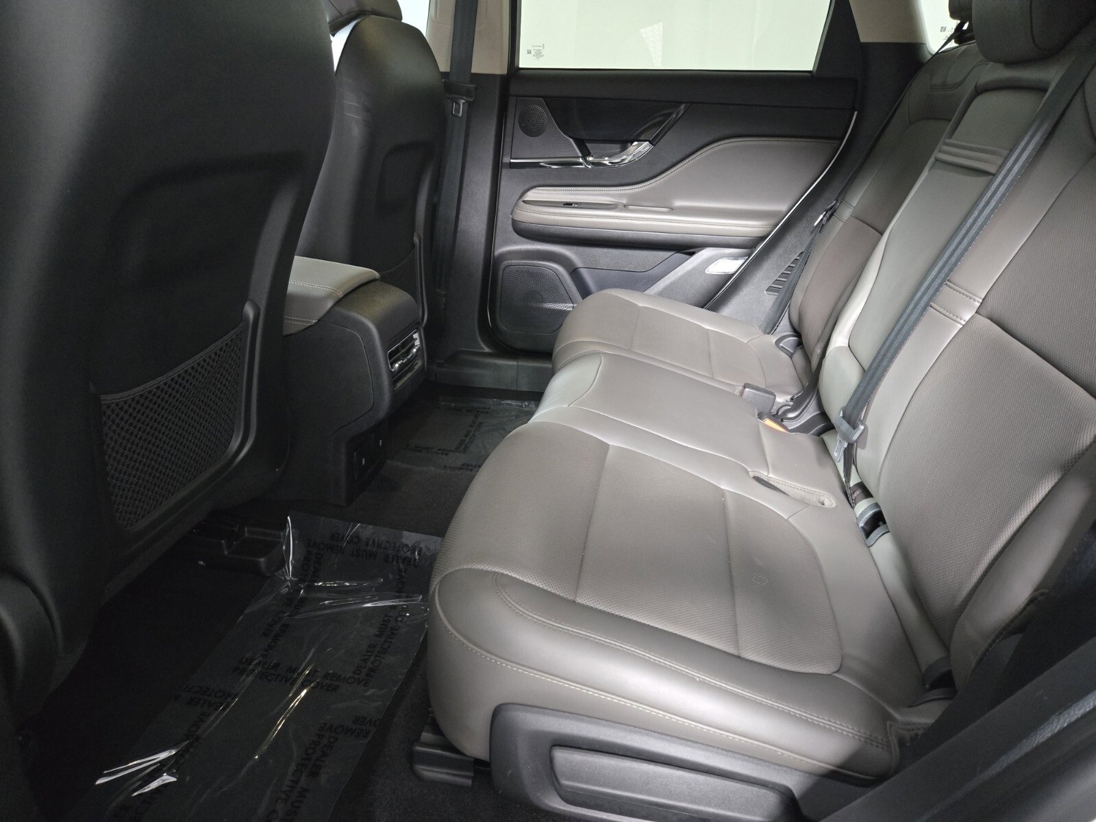 Used 2023 Lincoln Corsair Reserve image 5