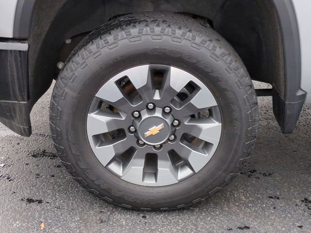 Certified 2022 Chevrolet Silverado 2500 Custom w/ Custom Value Package image 31