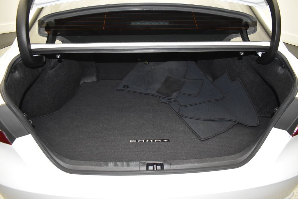 Certified 2024 Toyota Camry SE FWD image 34