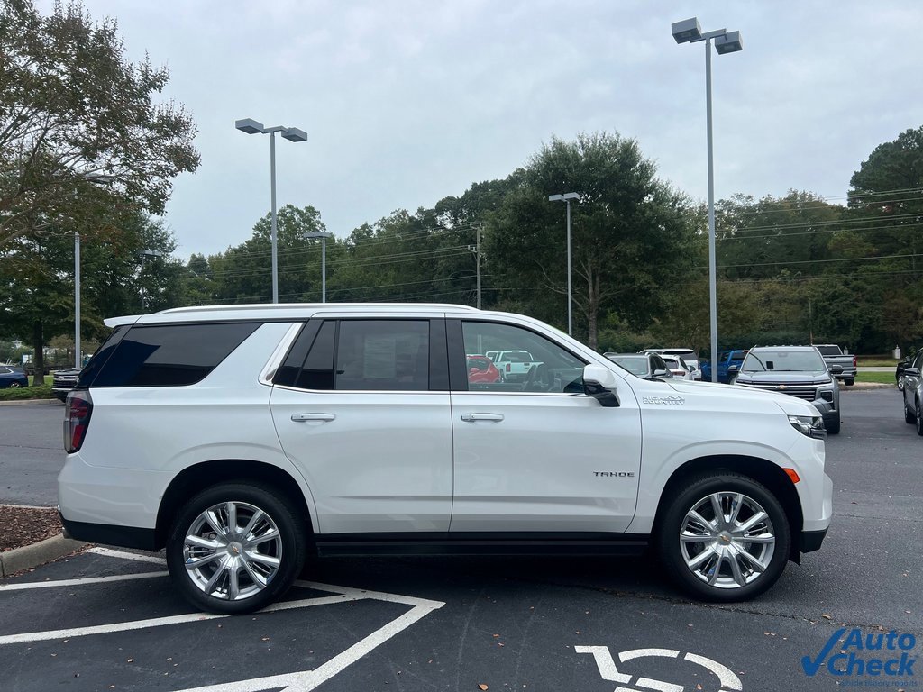 Used 2024 Chevrolet Tahoe High Country w/ Premium Package image 4
