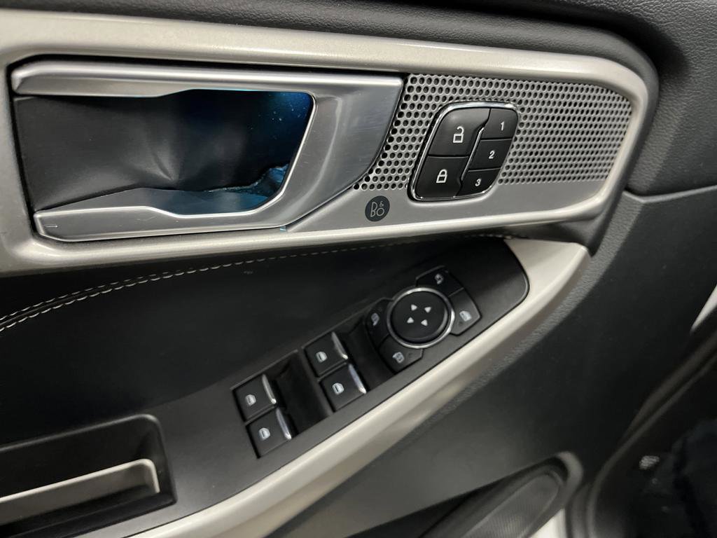 Used 2023 Ford Explorer Limited image 30