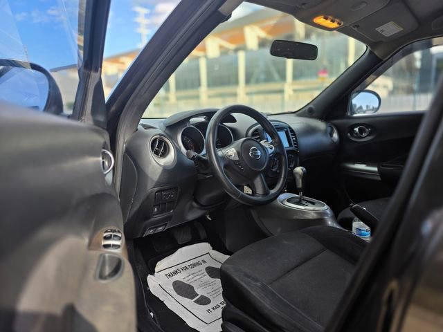 Used 2013 Nissan Juke S FWD image 22