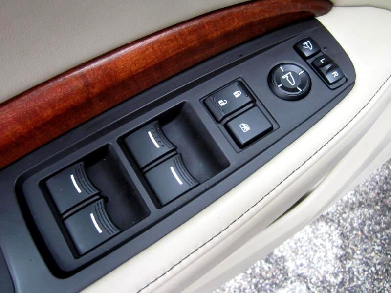 Used 2017 Acura MDX SH-AWD w/ Advance Package image 25