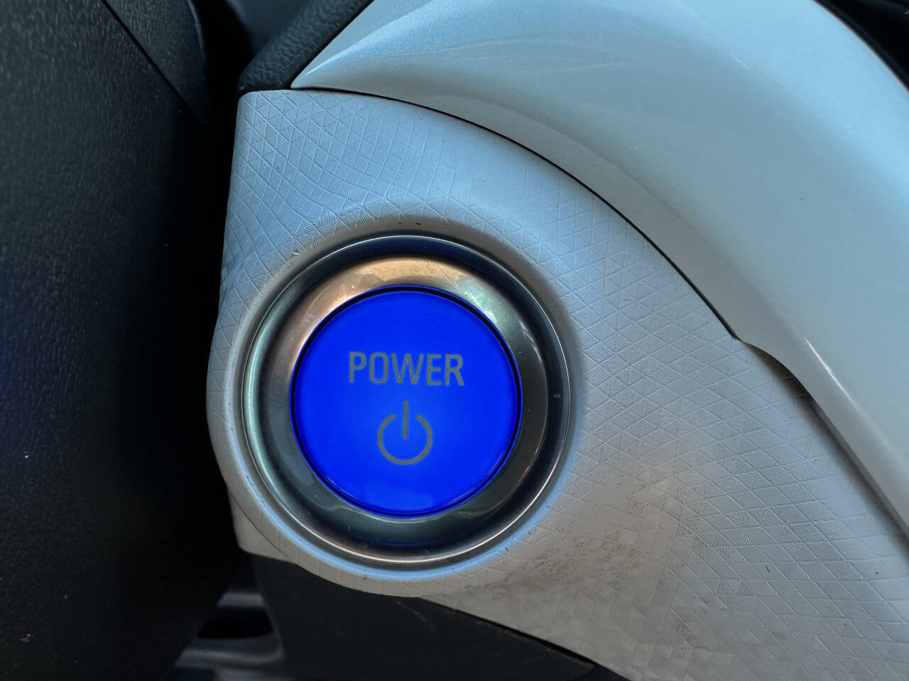 Used 2020 Chevrolet Bolt LT image 23