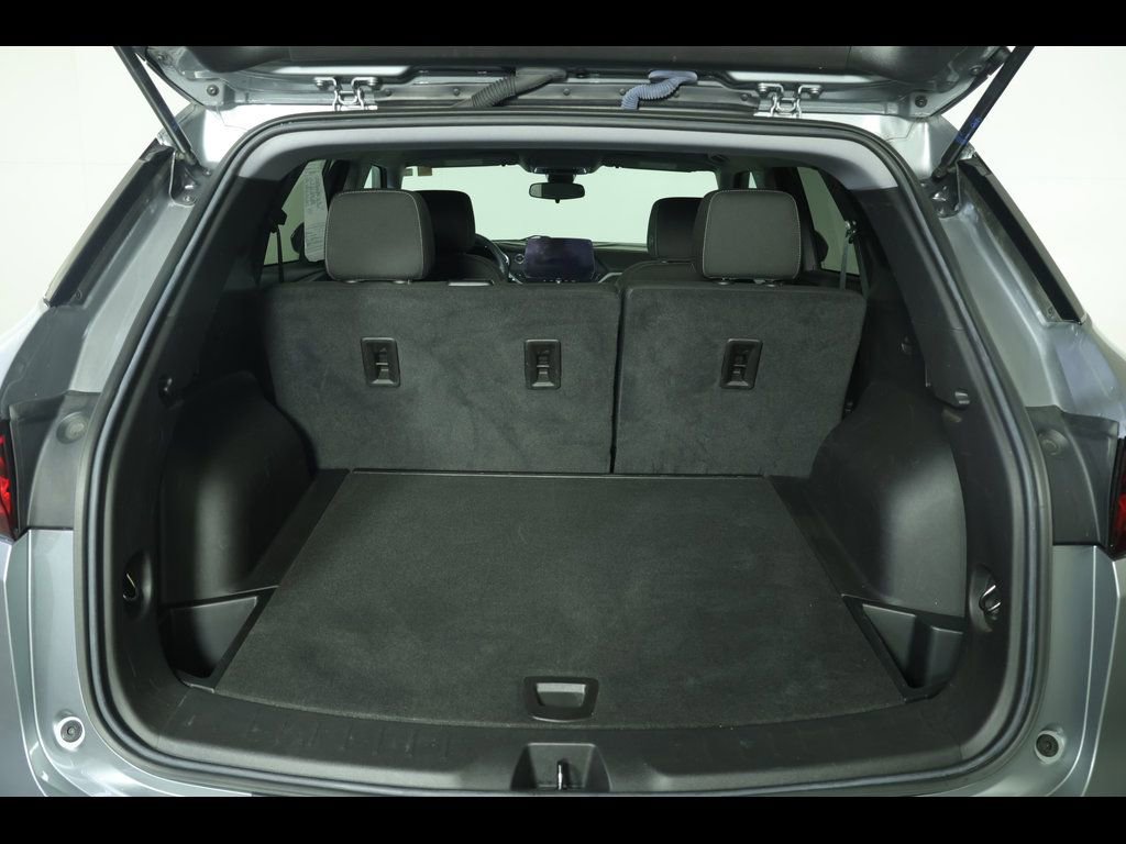 Used 2023 Chevrolet Blazer LT w/ Driver Confidence Package image 15