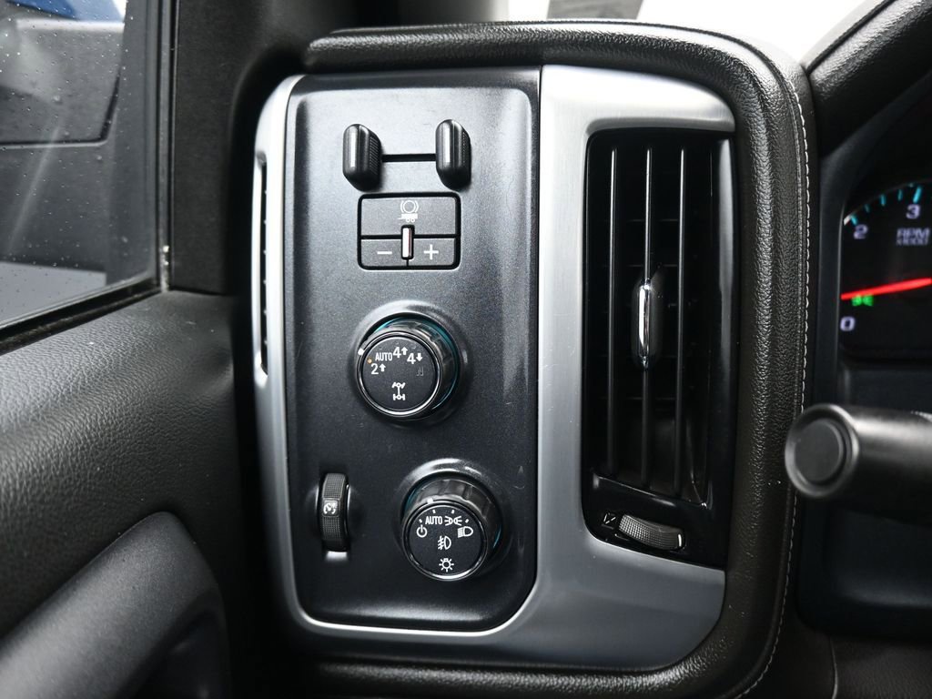 Used 2018 GMC Sierra 1500 SLE w/ SLE Value Package image 26