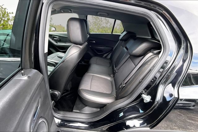 Used 2019 Chevrolet Trax LT w/ LT Convenience Package AWD/4WD image 24