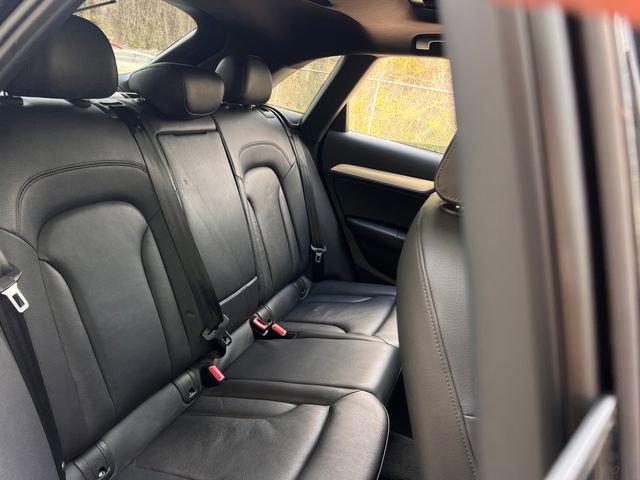 Used 2016 Audi Q3 2.0T Prestige w/ Prestige Package image 30