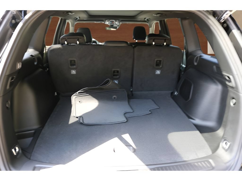 New 2027 Jeep Grand Cherokee Limited AWD/4WD image 17